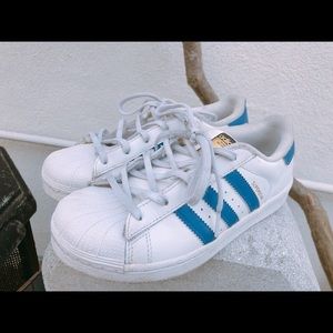 Adidas superstar size 3